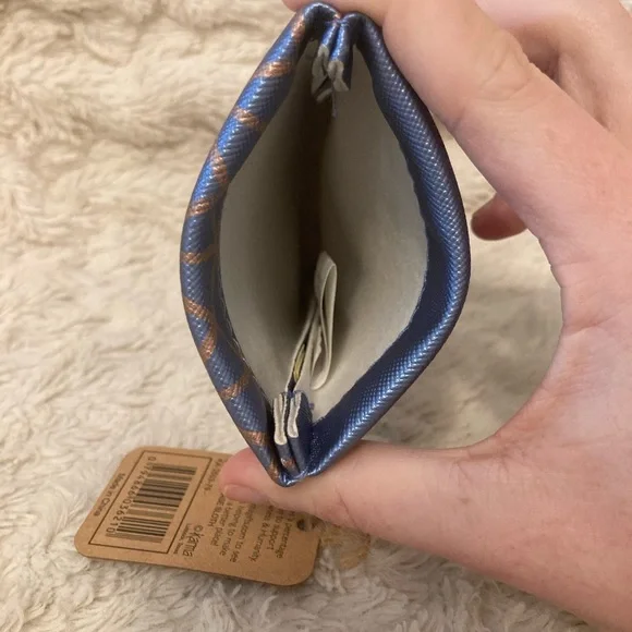 Sloth Eyeglass Case - Picture 5 of 5